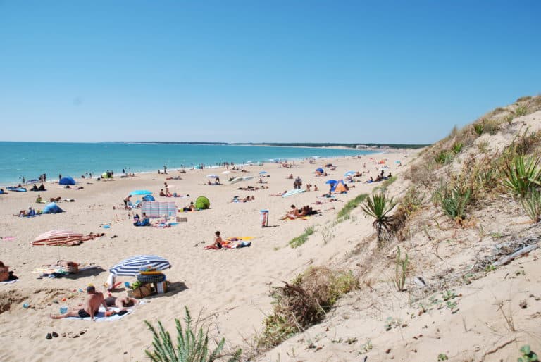 Plage des Coches à proximité du camping La Frétille